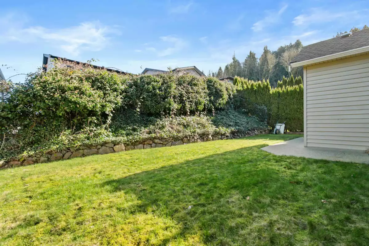 Outdoor Kitchen Photo of 11 43875 Chilliwack Mountain Road, Chilliwack, BC