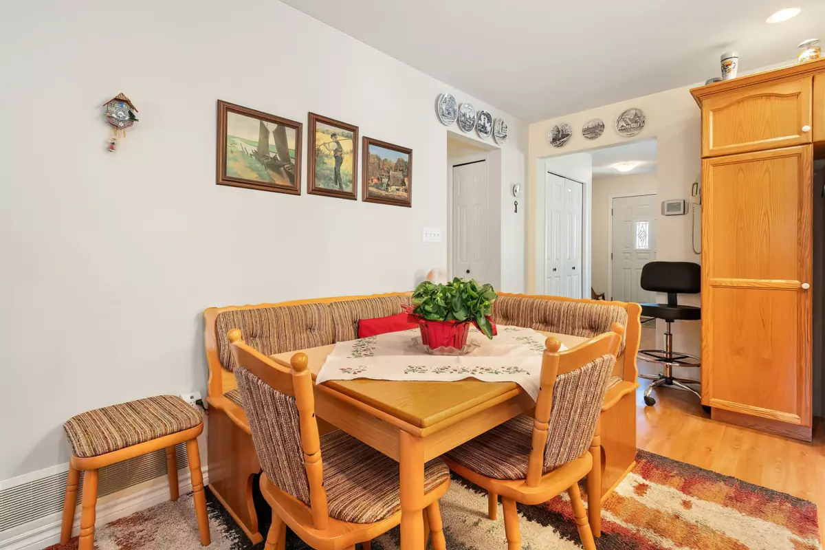 Powder Room Photo of 11 43875 Chilliwack Mountain Road, Chilliwack, BC