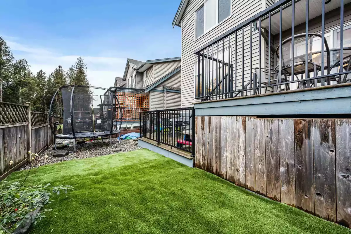 Garden / Landscaping Photo of 7 46791 Hudson Road, Chilliwack, BC