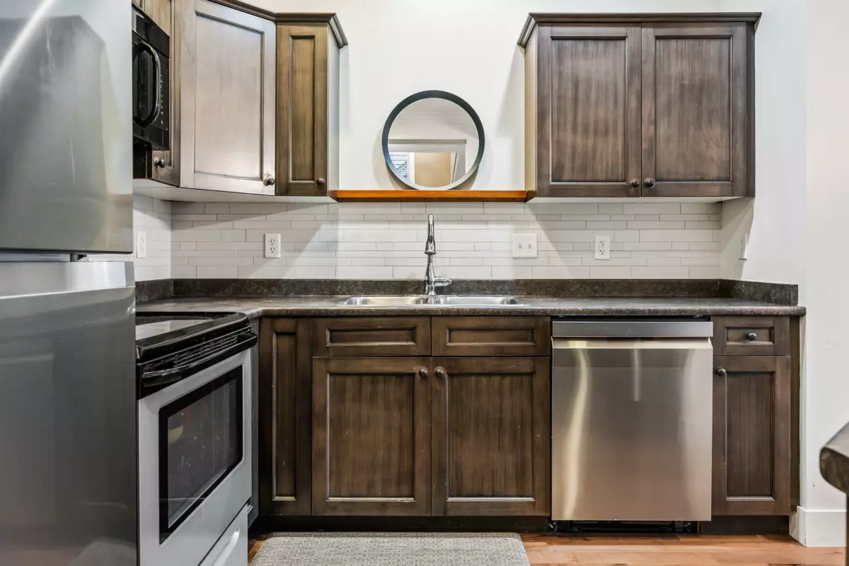 Kitchen Photo of 7 46791 Hudson Road, Chilliwack, BC