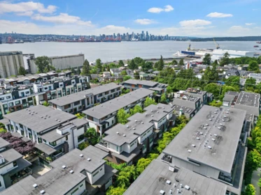 13 533 E 3rd Street, North Vancouver, BC, North Vancouver — Townhouse for sale