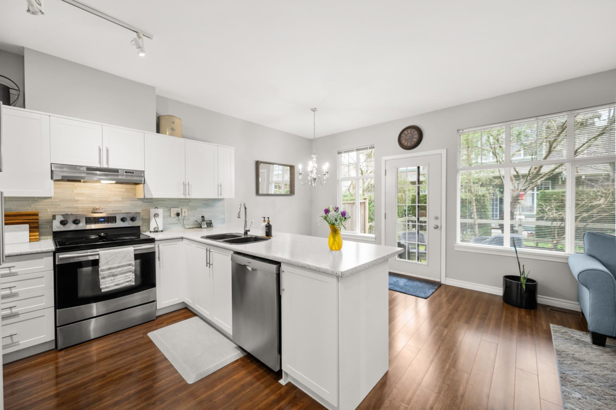 Bedroom 2 Photo of 62 6050 166 Street, Surrey, BC