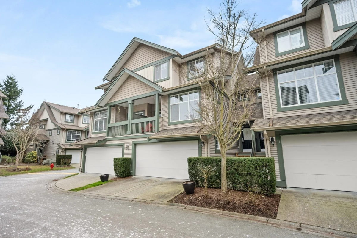 Living Room Photo of 62 6050 166 Street, Surrey, BC