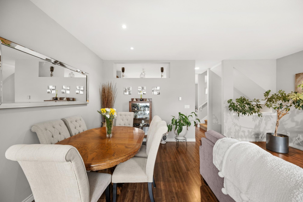 Primary Bathroom Photo of 62 6050 166 Street, Surrey, BC