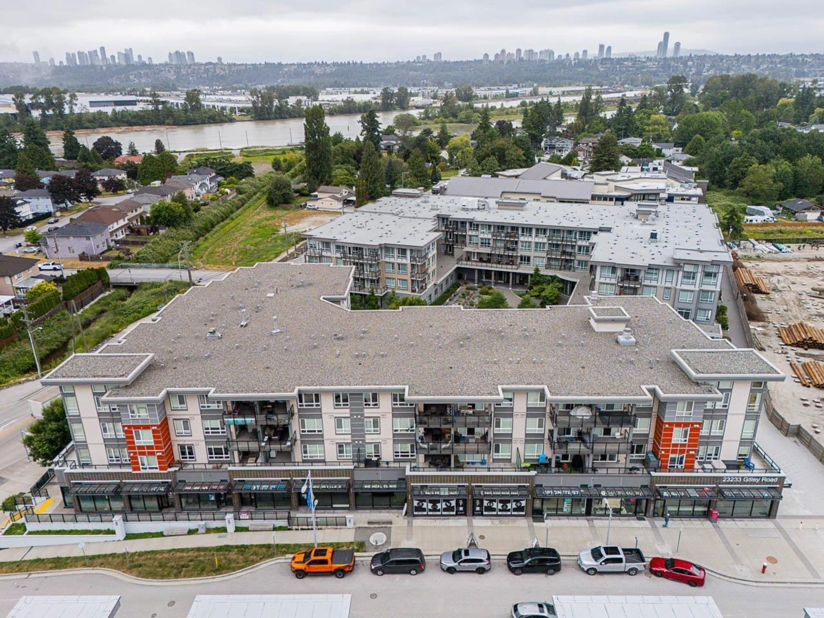 Garden / Landscaping Photo of 204 23233 Gilley Road, Richmond, BC