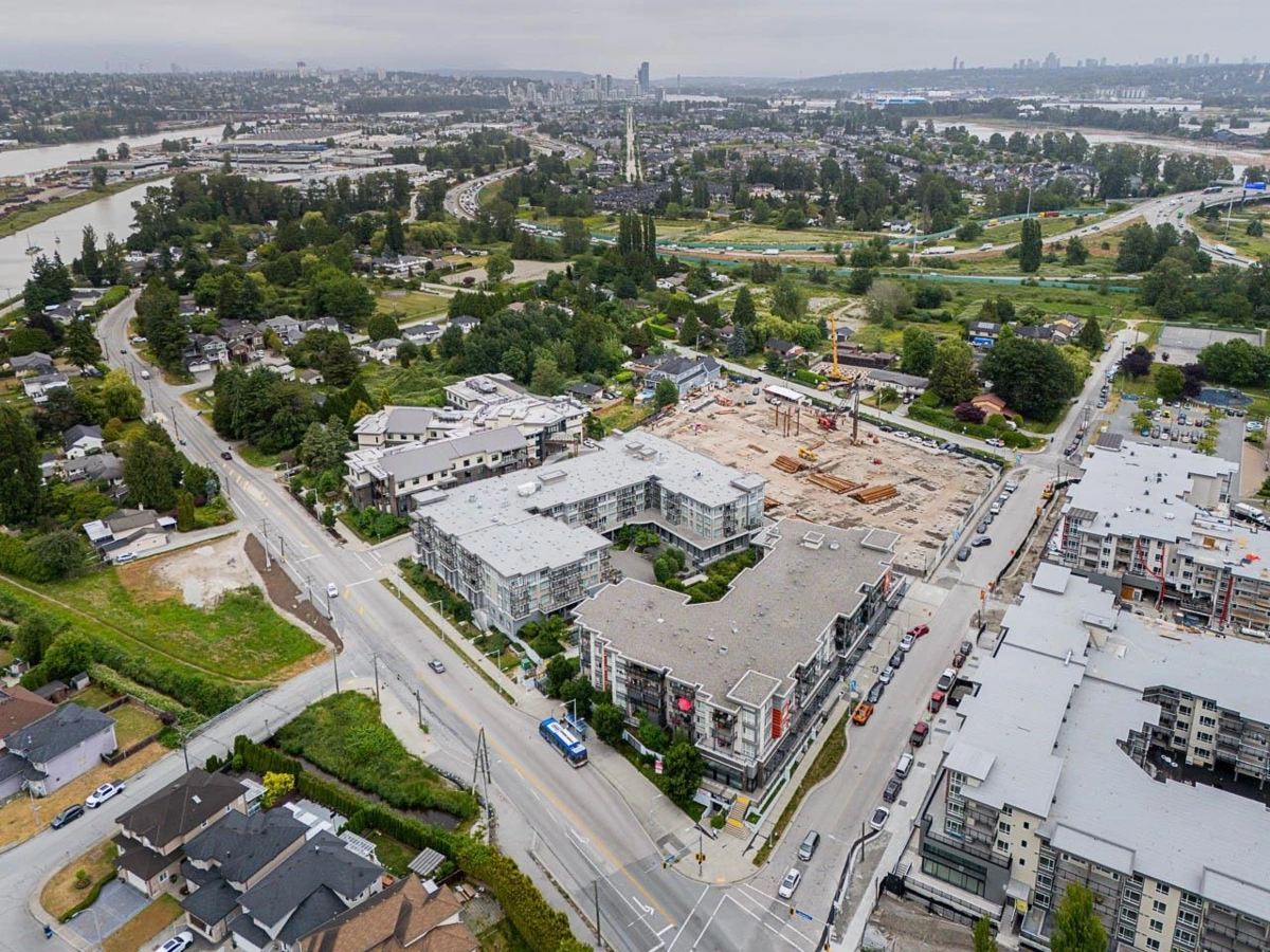 Hot Tub / Spa Photo of 204 23233 Gilley Road, Richmond, BC