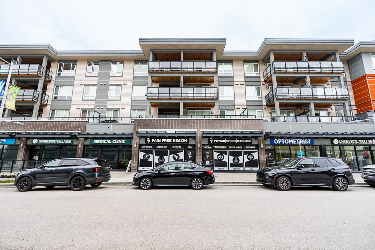 Outdoor Deck Photo of 204 23233 Gilley Road, Richmond, BC