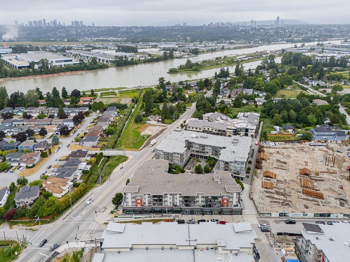 Swimming Pool Photo of 204 23233 Gilley Road, Richmond, BC