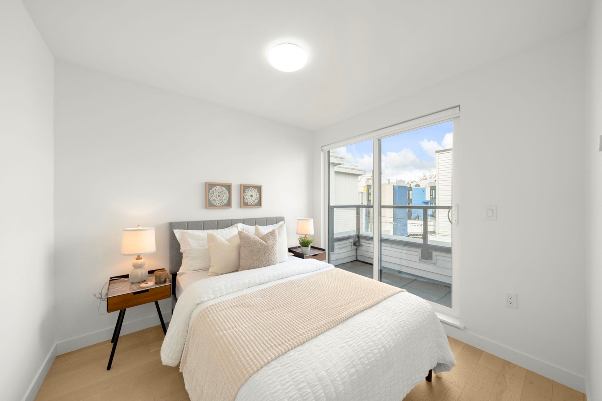 Bedroom 2 Photo of 3 365 E 16th Avenue, Vancouver, BC