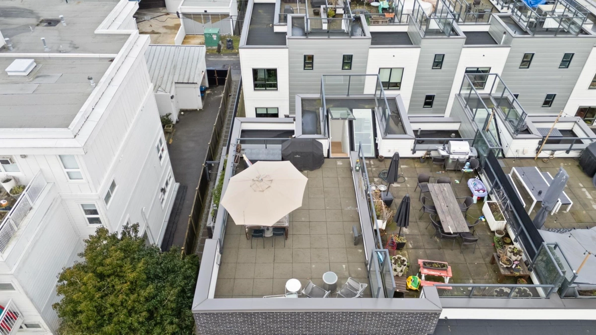 Office / Den Photo of 3 365 E 16th Avenue, Vancouver, BC