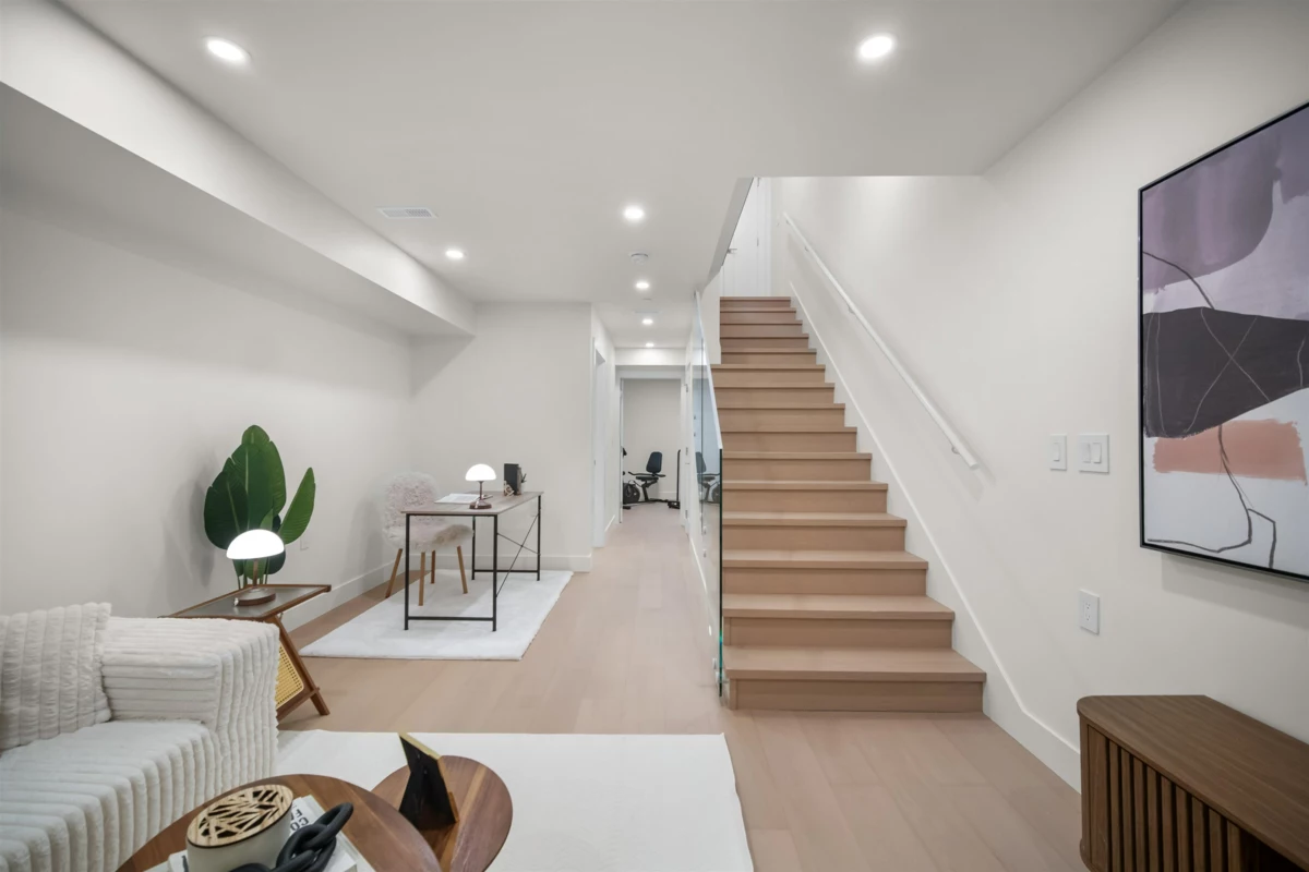 Front Yard Photo of 103 1837 E Georgia Street, Vancouver, BC