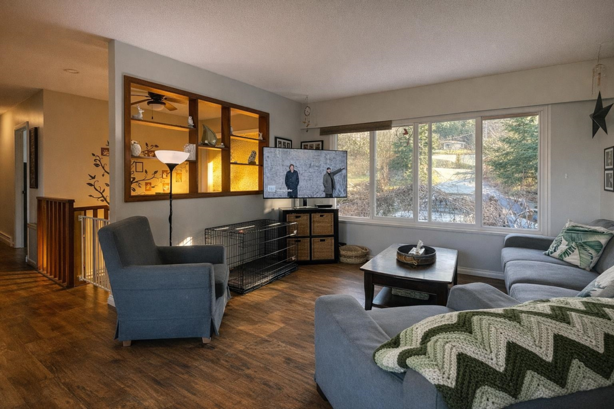 Kitchen Photo of 31081 Silverhill Avenue, Mission, BC