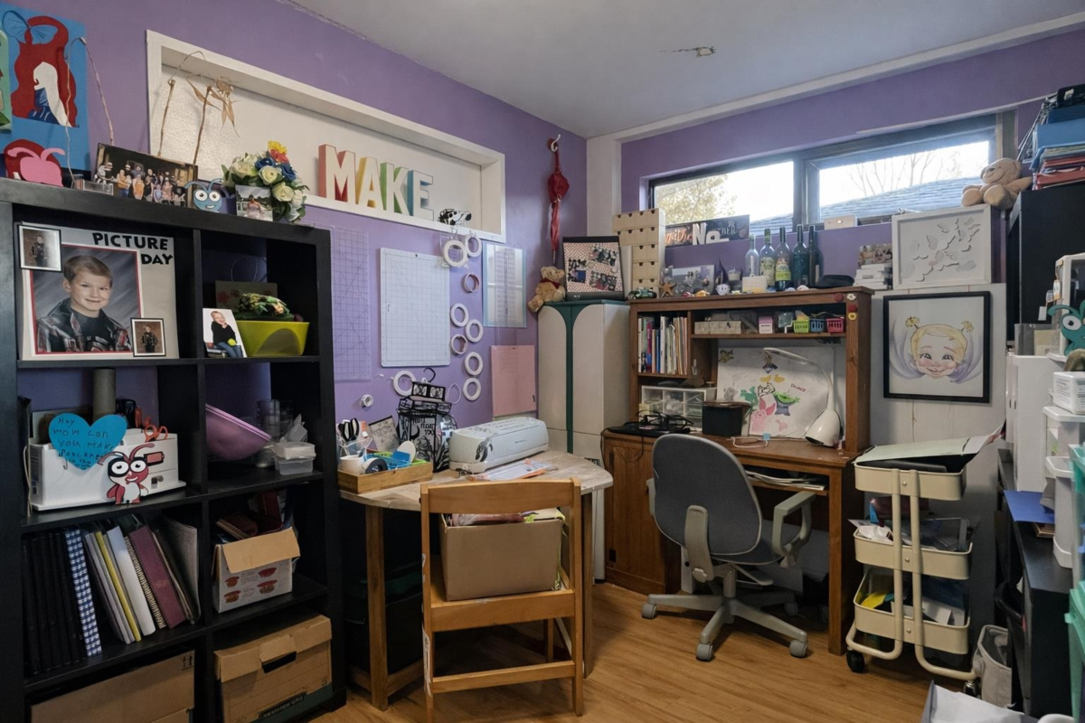 Powder Room Photo of 31081 Silverhill Avenue, Mission, BC
