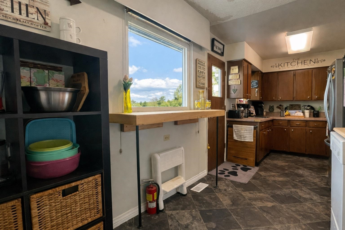 Primary Bathroom Photo of 31081 Silverhill Avenue, Mission, BC