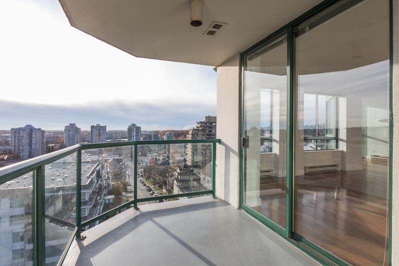 Family Room Photo of 803 121 Tenth Street, New Westminster, BC