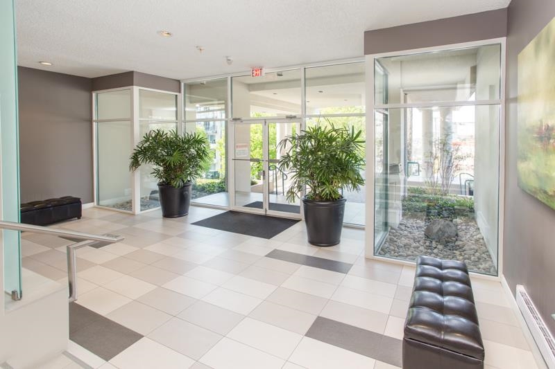 Street View Photo of 803 121 Tenth Street, New Westminster, BC