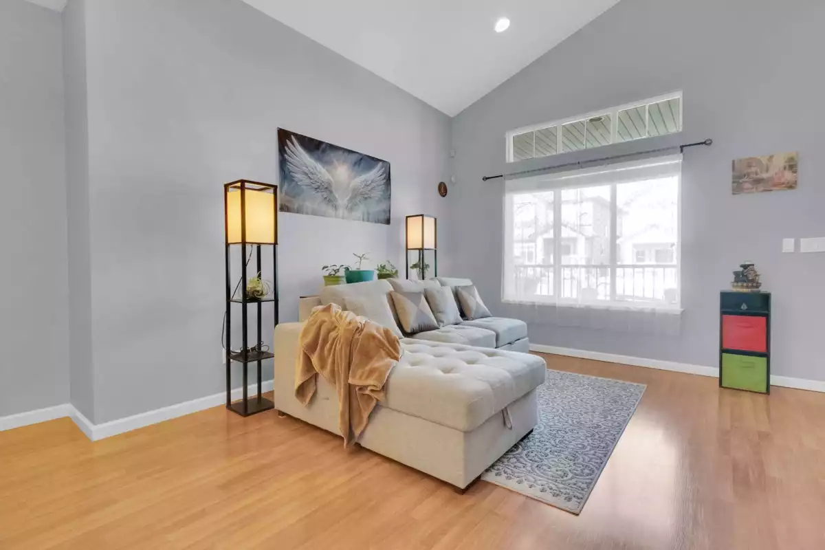 Basement Recreation Room Photo of 16528 59a Avenue, Surrey, BC