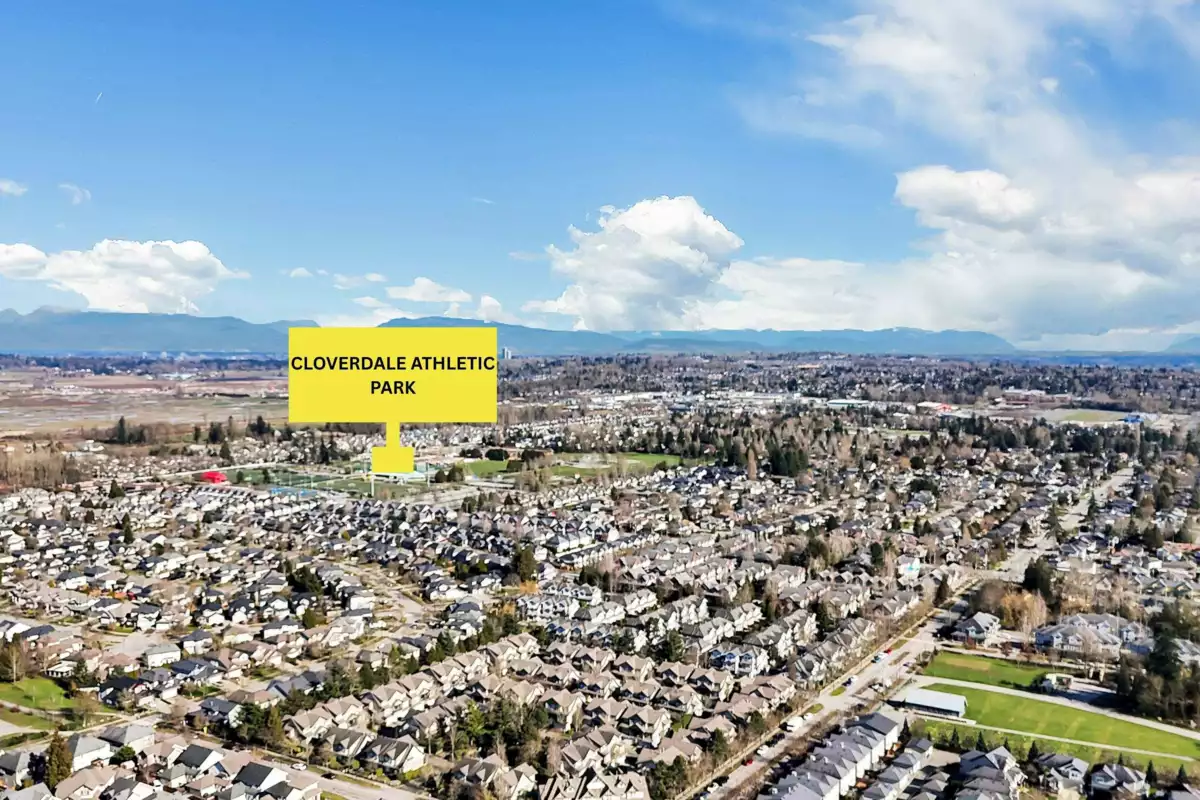Kitchen Photo of 16528 59a Avenue, Surrey, BC