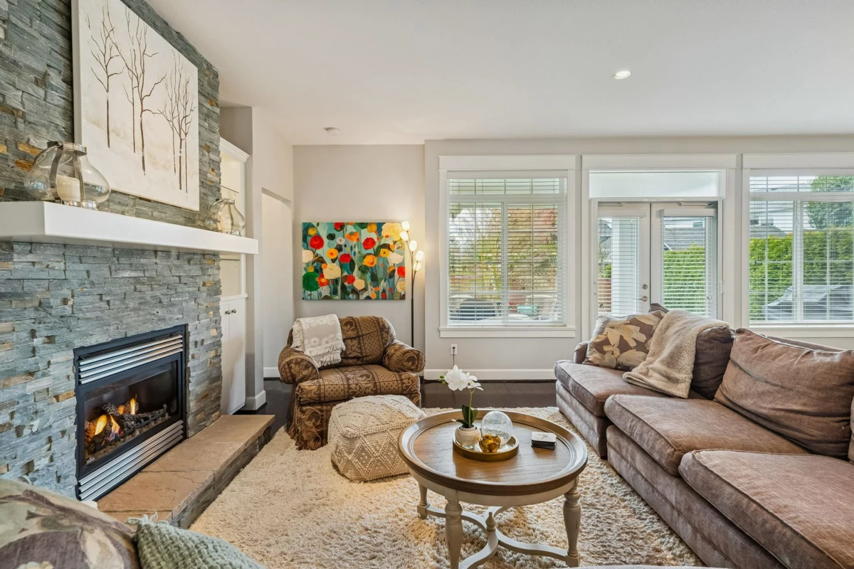 Family Room Photo of 5104 44b Avenue, Delta, BC