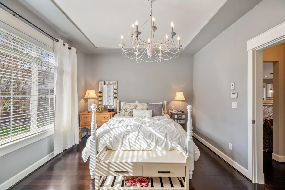 Powder Room Photo of 5104 44b Avenue, Delta, BC