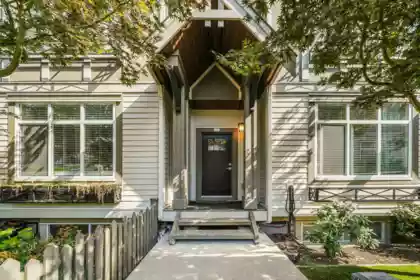 32 6588 195a Street, Surrey, BC, Clayton — 4 bed townhouse for sale