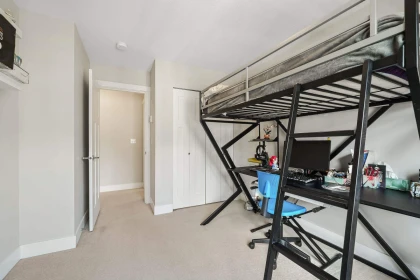 Guest Bathroom Photo of 32 6588 195a Street, Surrey, BC