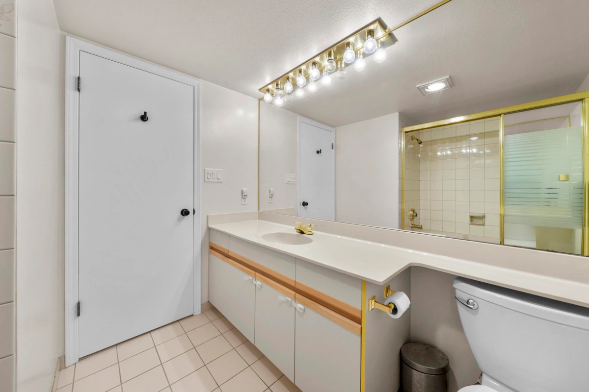 Outdoor Deck Photo of 803 995 Roche Point Drive, North Vancouver, BC