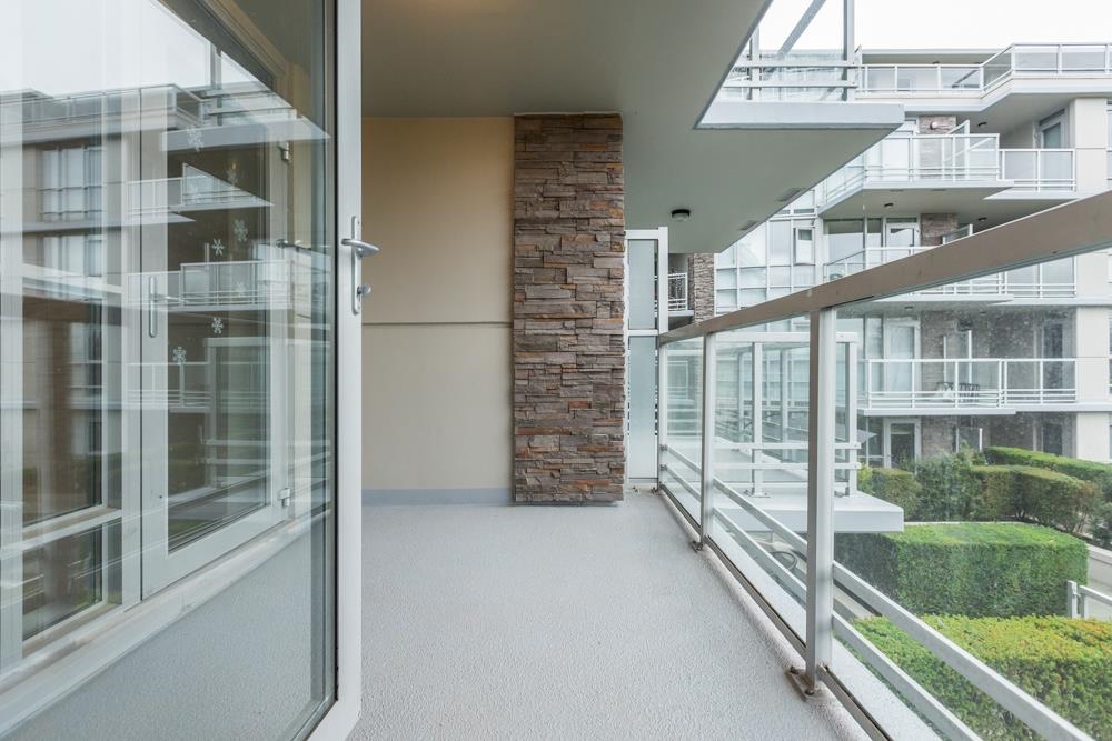 Entry Foyer Photo of 221 9371 Hemlock Drive, Richmond, BC