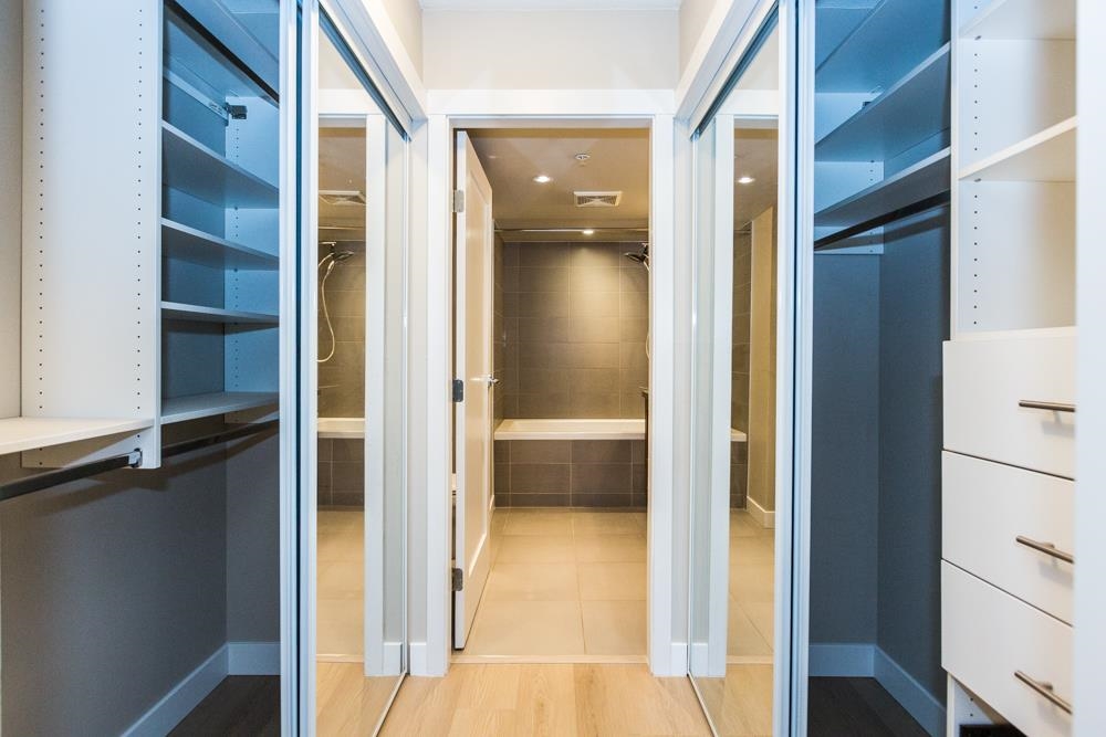 Guest Bathroom Photo of 221 9371 Hemlock Drive, Richmond, BC