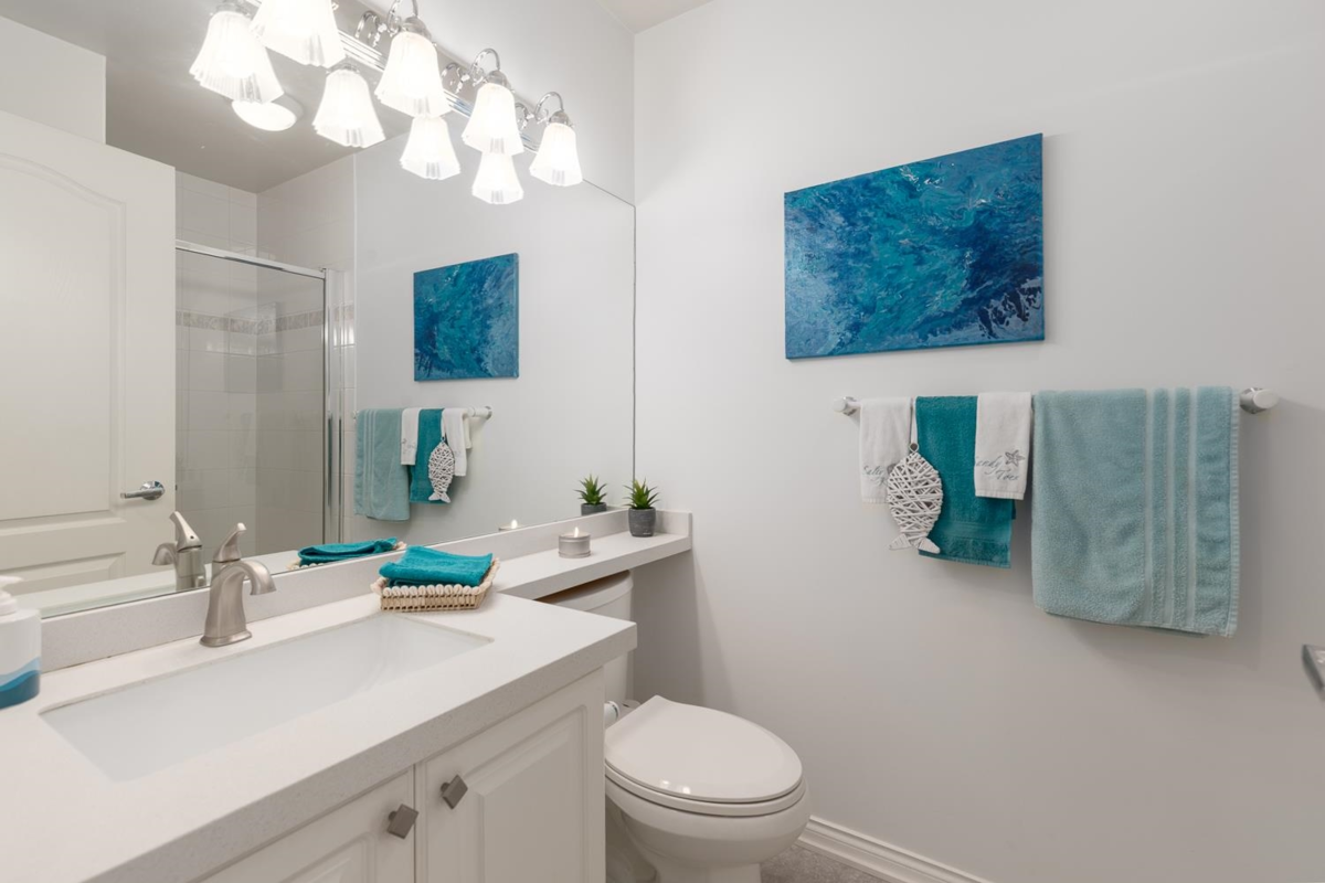 Basement Recreation Room Photo of 504 2059 Chesterfield Avenue, North Vancouver, BC