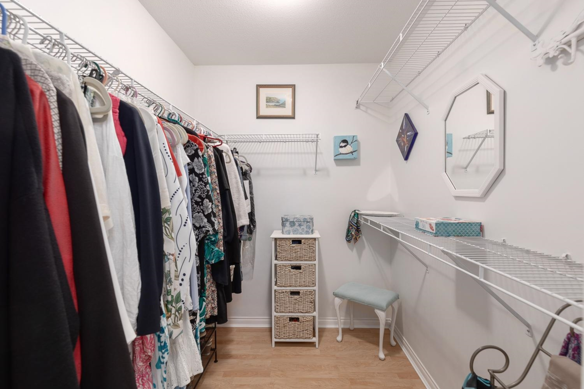 Bedroom 4 Photo of 504 2059 Chesterfield Avenue, North Vancouver, BC