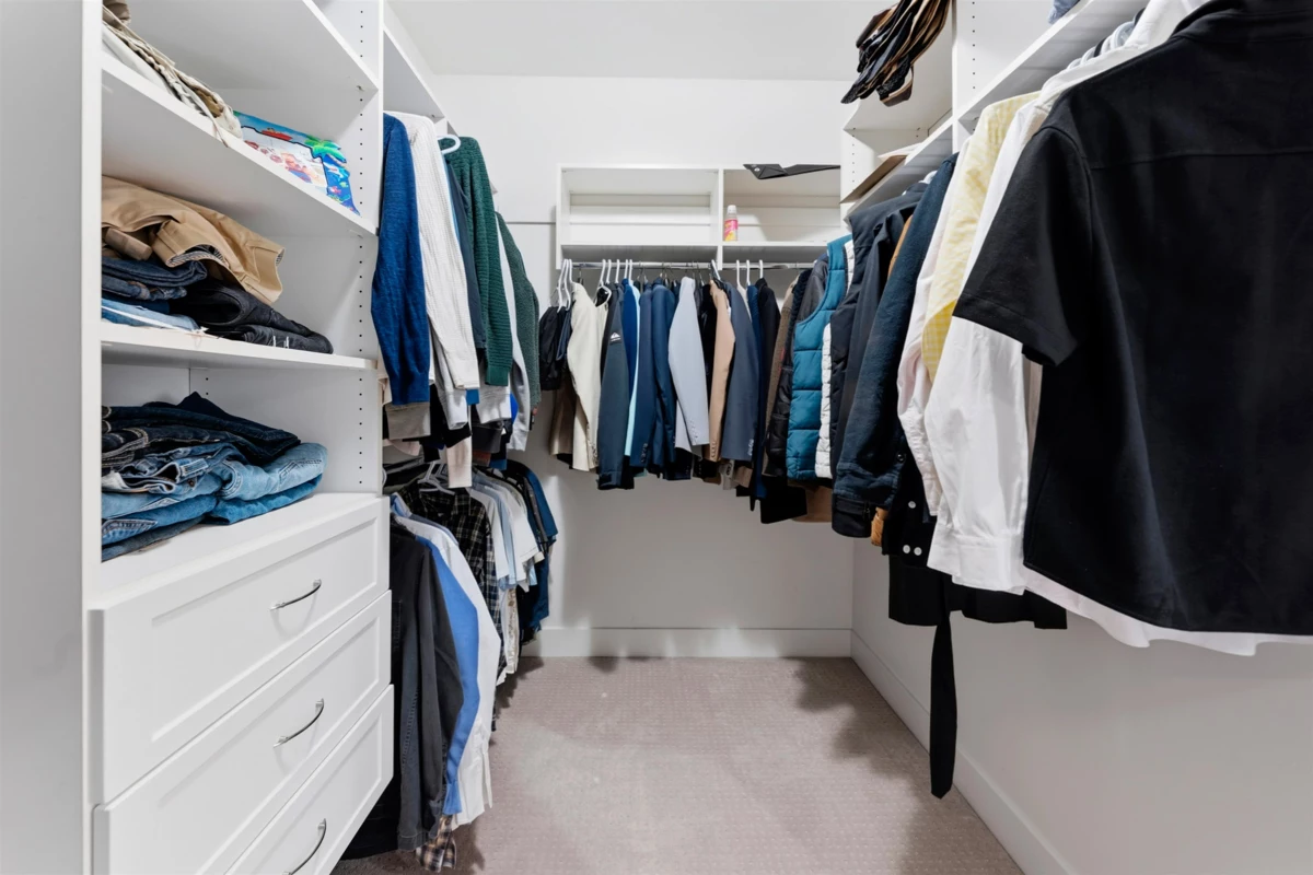 Laundry Room Photo of 7818 127 Street, Surrey, BC