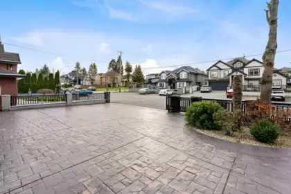 Hot Tub / Spa Photo of 7818 127 Street, Surrey, BC