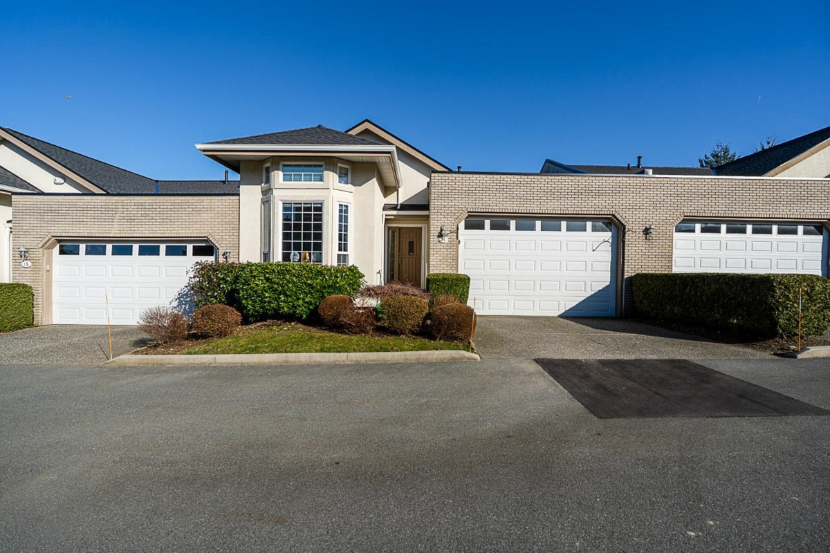 Exterior Rear Photo of 16 31450 Spur Avenue, Abbotsford, BC