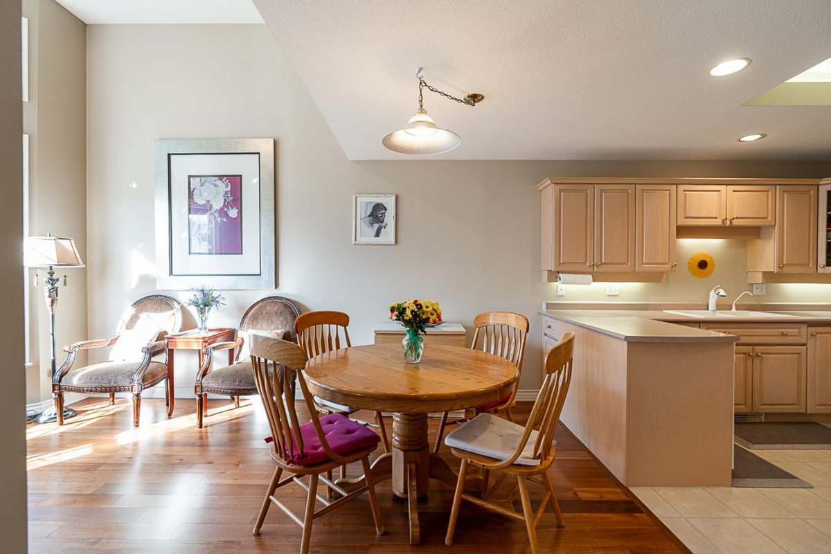Family Room Photo of 16 31450 Spur Avenue, Abbotsford, BC