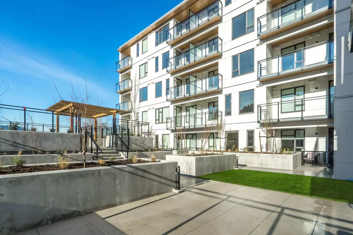 Garden / Landscaping Photo of 311 111 Buller Street, Port Moody, BC