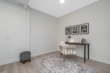 311 111 Buller Street, Port Moody, BC