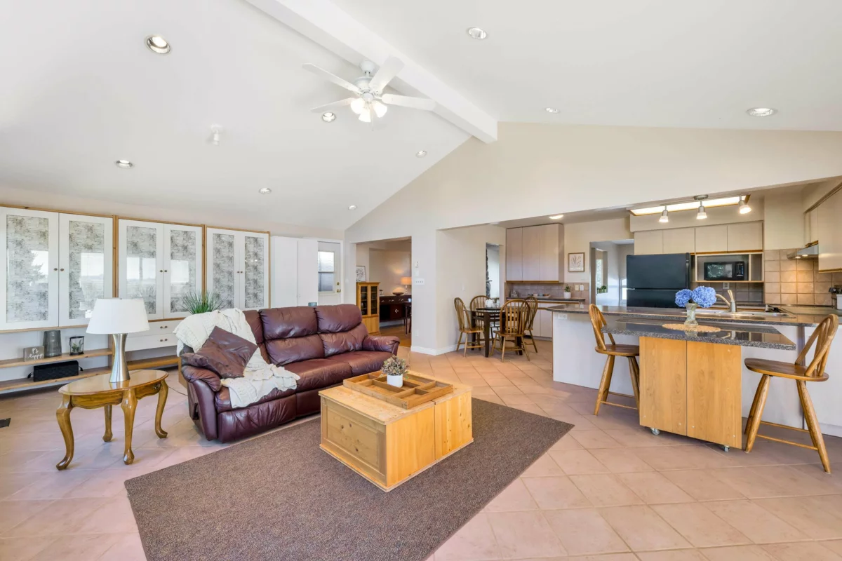 Dining Area Photo of 10601 Hermosa Drive, Delta, BC