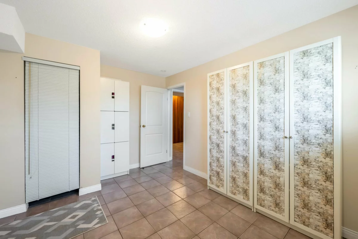 Entry Foyer Photo of 10601 Hermosa Drive, Delta, BC
