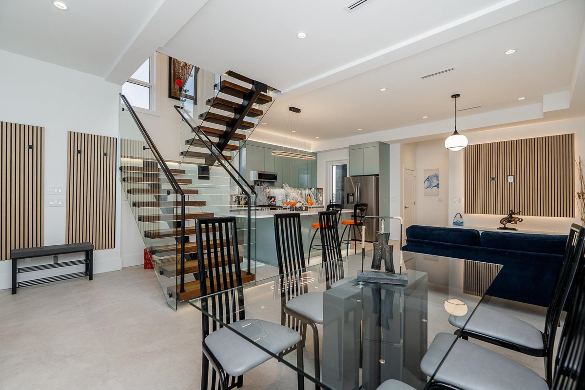 Dining Area Photo of 102 1204 Hammond Avenue, Coquitlam, BC