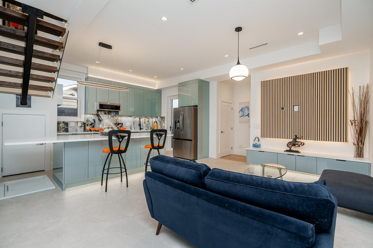 Kitchen Photo of 102 1204 Hammond Avenue, Coquitlam, BC