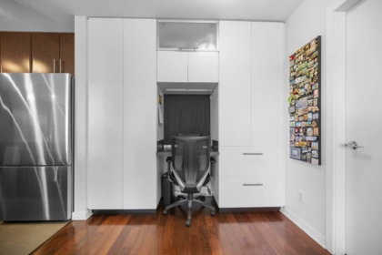 Kitchen Photo of 501 618 Abbott Street, Vancouver, BC