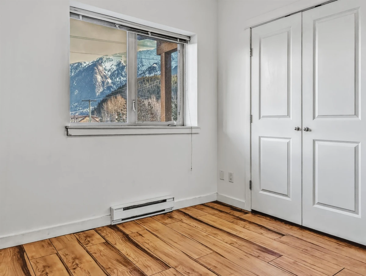 Family Room Photo of 208 1411 Portage Road, Pemberton, BC