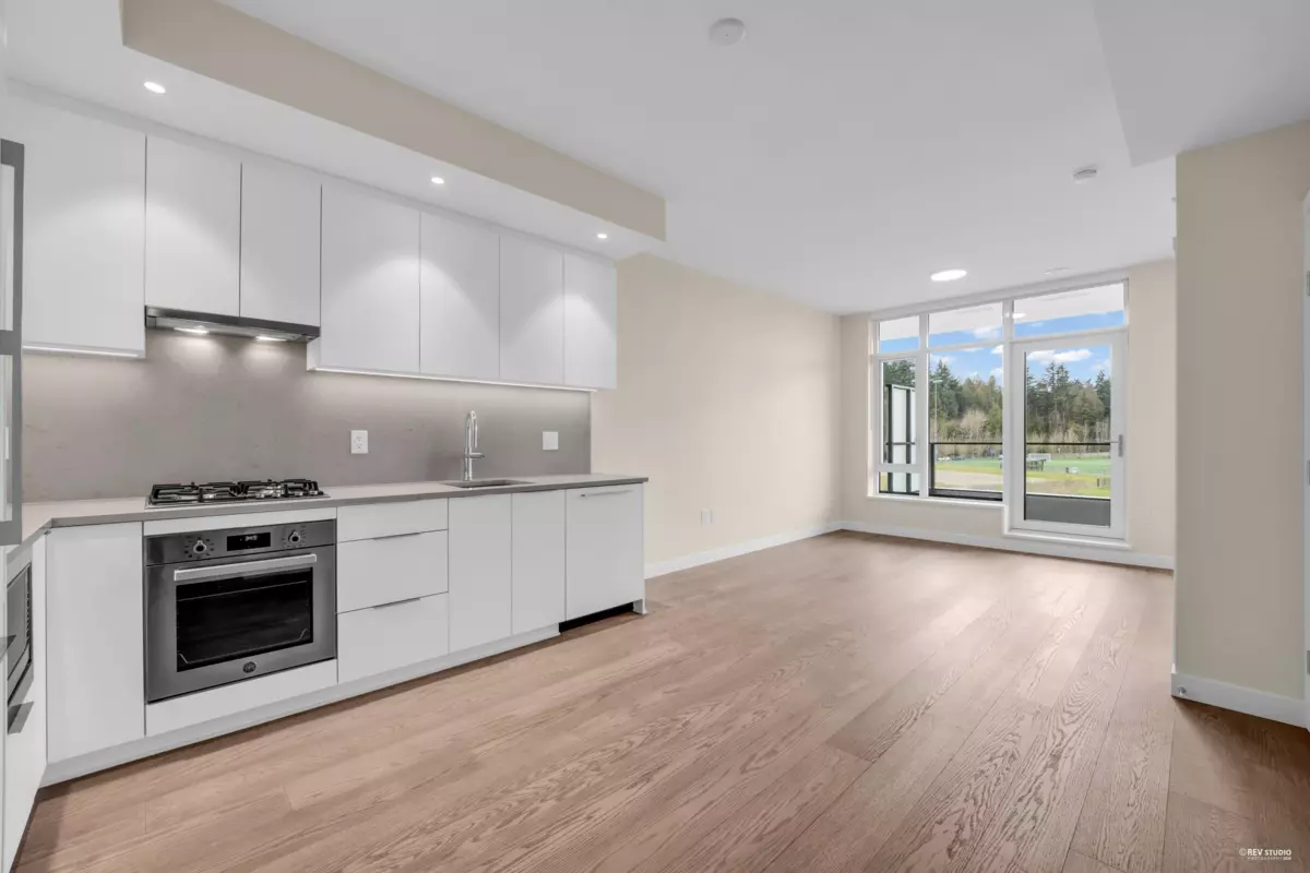 Living Room Photo of 607 6138 Birney Avenue, Vancouver, BC