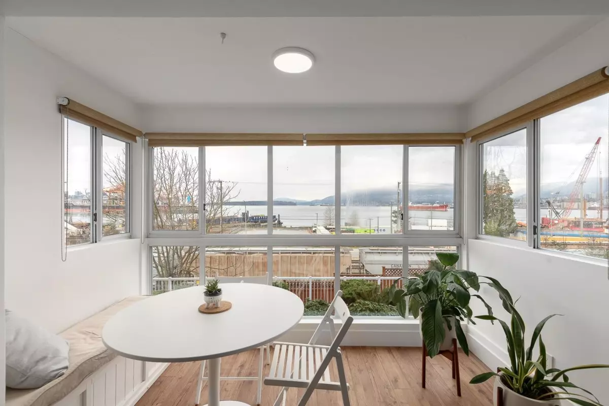 Living Room Photo of 207 2211 Wall Street, Vancouver, BC