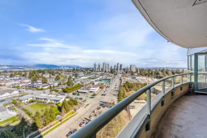 1501 6659 Southoaks Crescent, Burnaby, BC, Burnaby — Apartment/Condo for sale