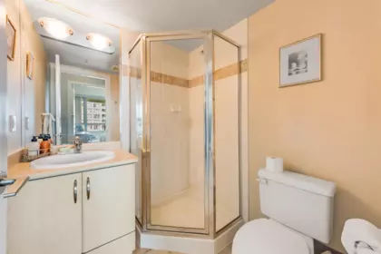 Powder Room Photo of 1501 6659 Southoaks Crescent, Burnaby, BC