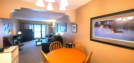 Breakfast Nook Photo of 202 33464 George Ferguson Way, Abbotsford, BC