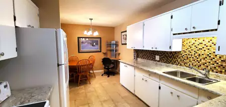 Kitchen Photo of 202 33464 George Ferguson Way, Abbotsford, BC