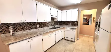 202 33464 George Ferguson Way, Abbotsford, BC, Abbotsford — Recreational for sale